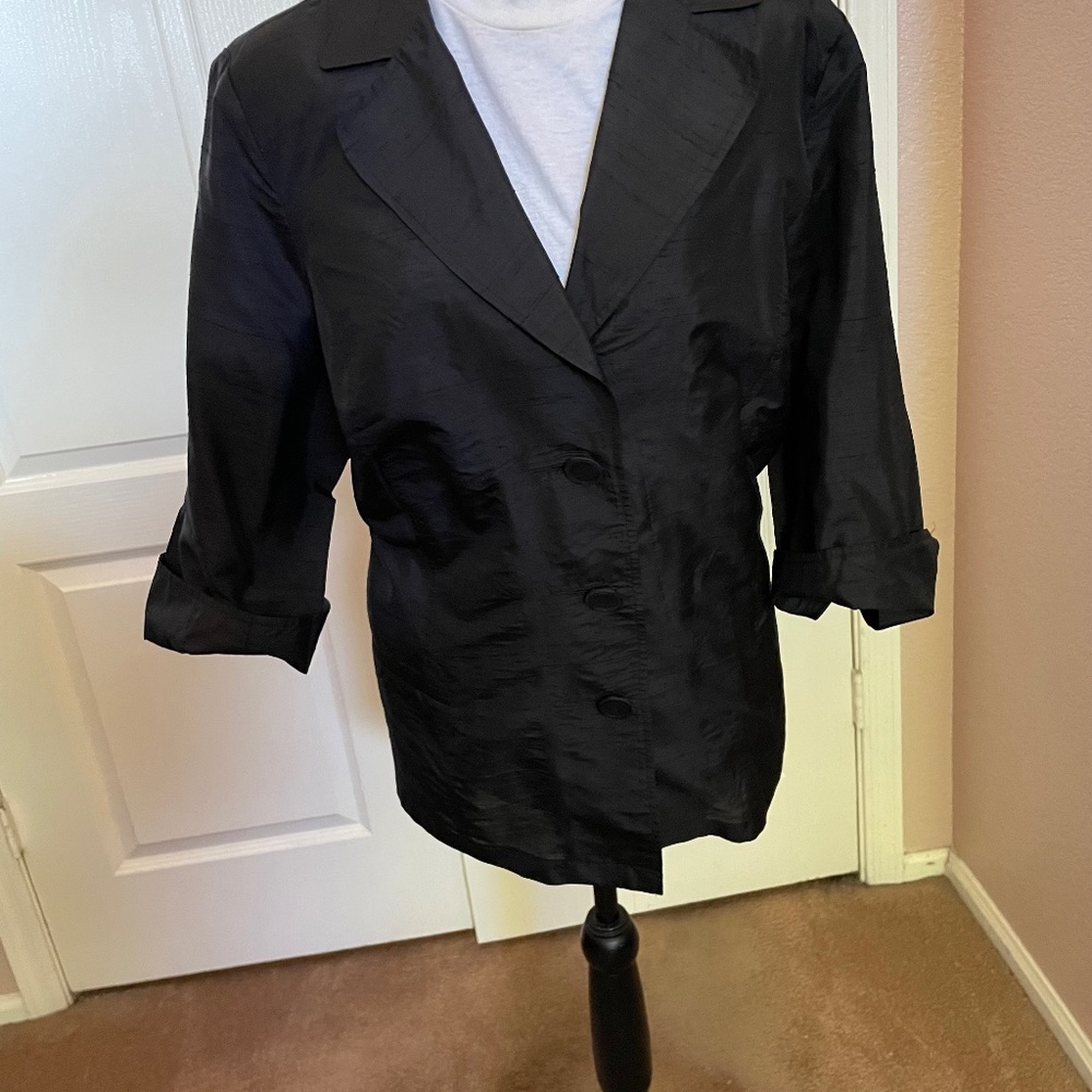 Lane Bryant black lightweight jacket with 3/4 length sleeves